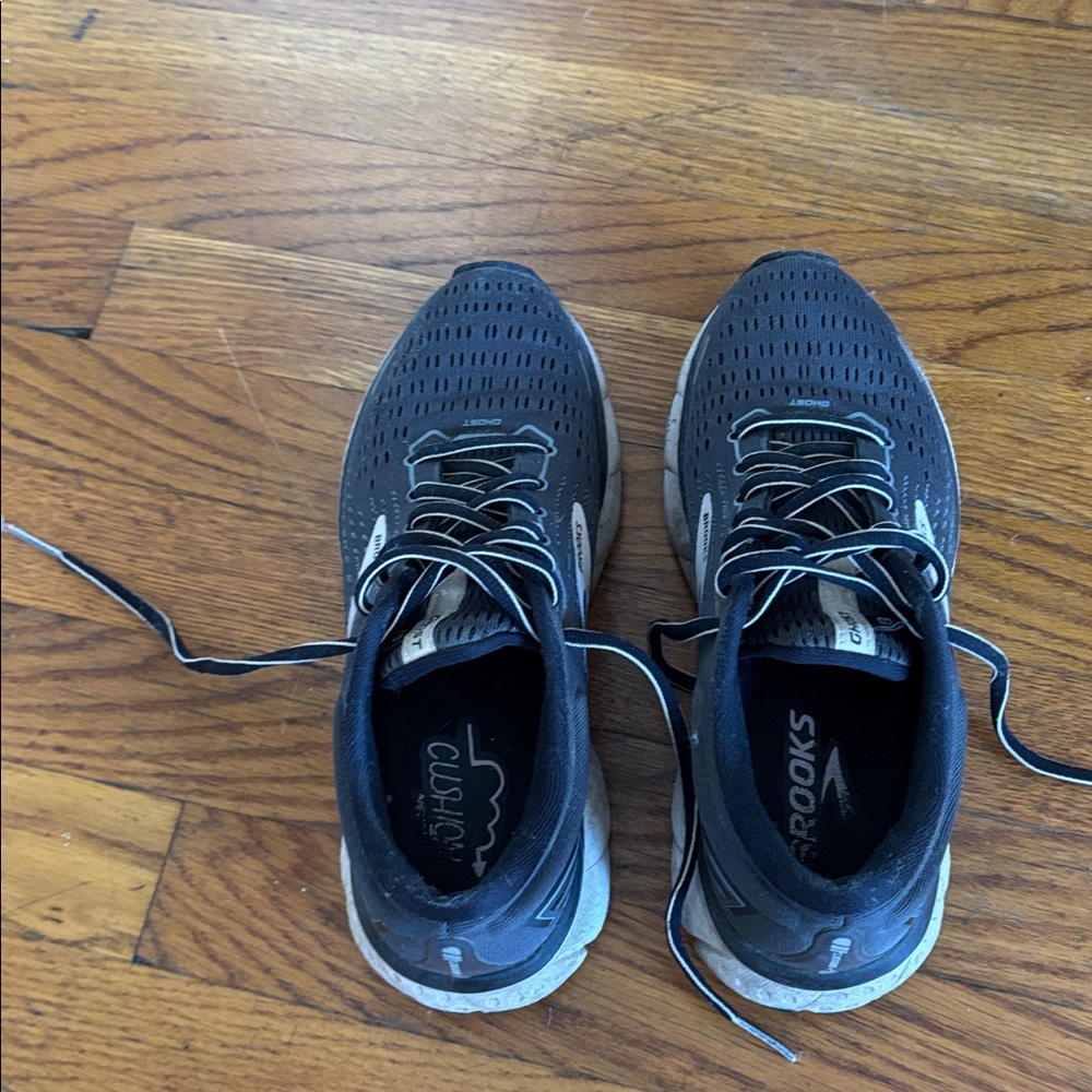 Brooks Ghost sz 7 women’s